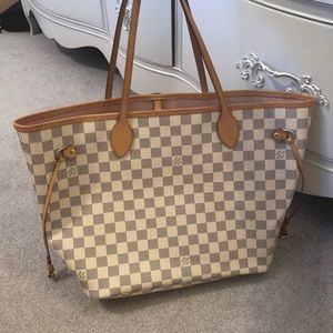 Louis Vuitton Neverfull MM •  Damier Azur Canvas